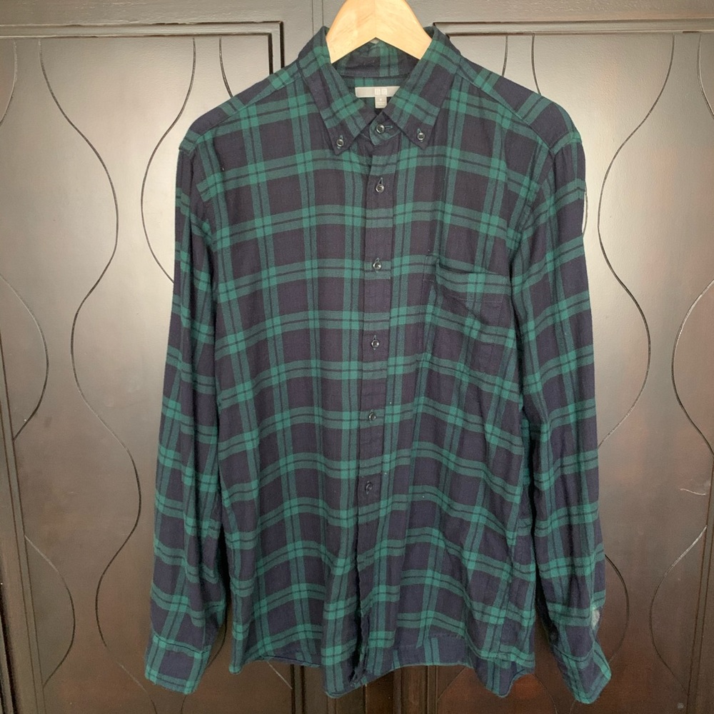 Uniqlo Green Buffalo Plaid Long Sleeve Shirt